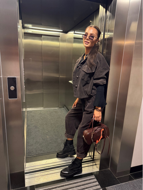 Kurtka sztruksowa bawełniana na guziki gorzka czekolada MARLENA 52 - photo #36