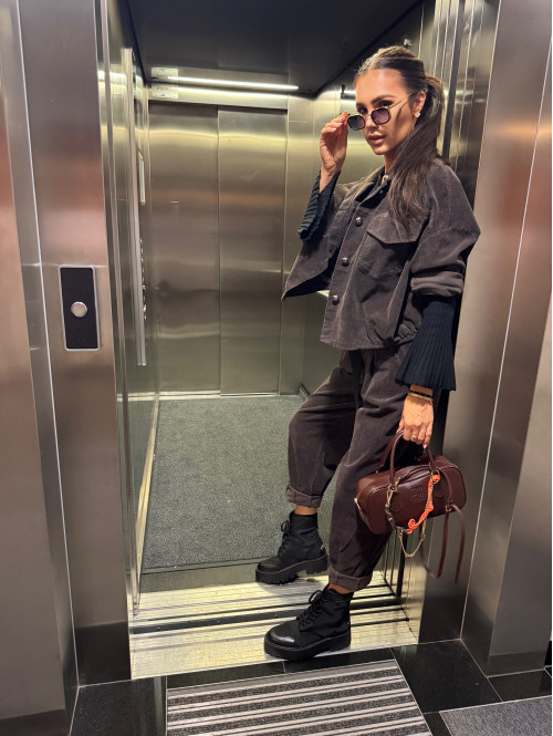 Kurtka sztruksowa bawełniana na guziki gorzka czekolada MARLENA 52 - photo #38