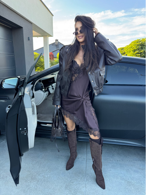 Czekoladowa sukienka midi asymetryczna z koronką MONIA 17 Czekoladowa sukienka midi asymetryczna z koronką MONIA 17 - photo #3