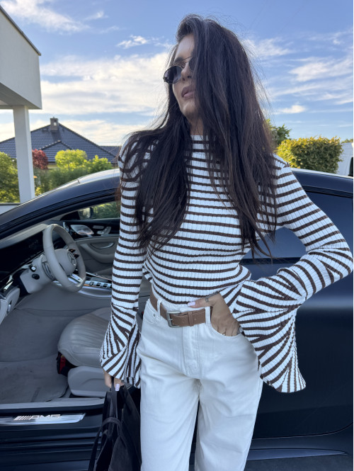 Kremowe spodnie jeans z paskiem Fobis 24 - photo #41