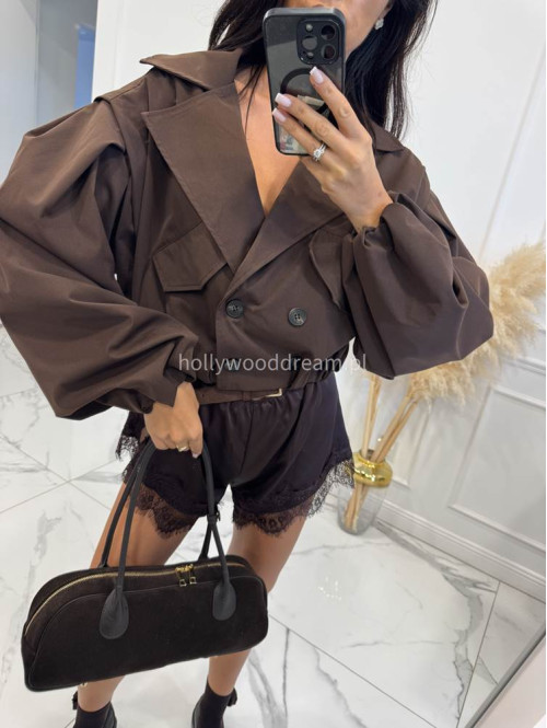 Brązowa kurtka krótka z bufiastymi rękawami zapinana na guziki RELA 19 Brązowa kurtka krótka z bufiastymi rękawami zapinana na guziki RELA 19 - photo #12