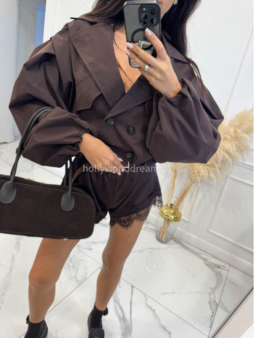 Bordowa kurtka krótka z bufiastymi rękawami zapinana na guziki RELA 19 Bordowa kurtka krótka z bufiastymi rękawami zapinana na guziki RELA 19 - photo #4