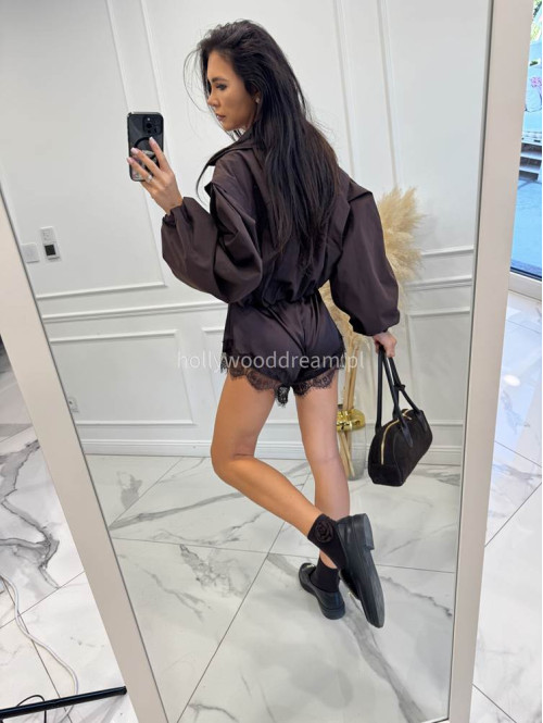 Bordowa kurtka krótka z bufiastymi rękawami zapinana na guziki RELA 19 Bordowa kurtka krótka z bufiastymi rękawami zapinana na guziki RELA 19 - photo #7