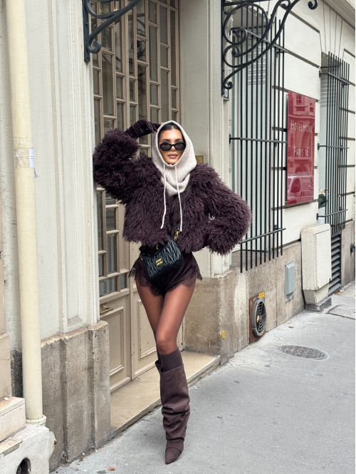 Czekoladowe Futerko krótkie z karbowanym włosem BIANKA 09 - photo #12