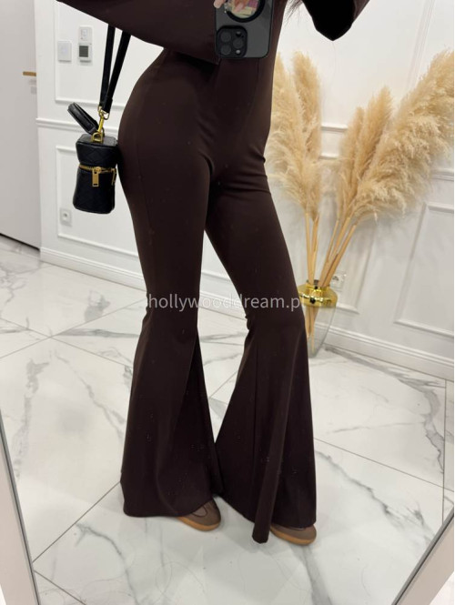 Czekoladowy kombinezon modelujący z zamkiem na przodzie Lena 173 - photo #11