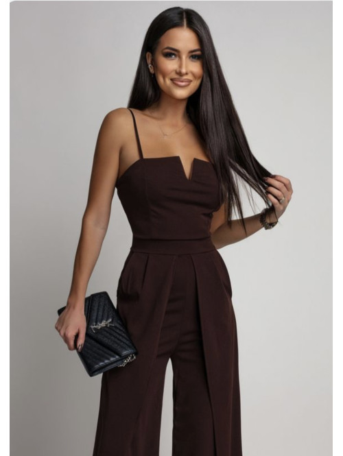 Czekoladowy kombinezon z V na dekolcie i szerokimi nogawkami Dimi 26 - photo #1