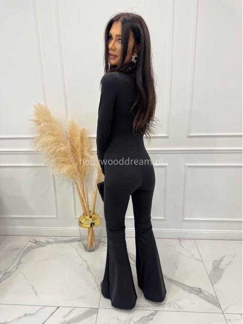 Czarny kombinezon modelujący z dekoltem karo+ dzwony JAŚMINA 173 - photo #7