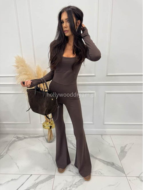 Brązowy kombinezon modelujący z dekoltem karo+ dzwony JAŚMINA 173 - photo #3