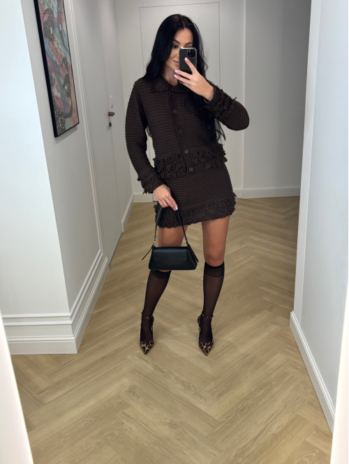 Czekoladowy Komplet szydełkowy z długim rękawem i frędzlami Larisa 09, 24 Czekoladowy Komplet szydełkowy z długim rękawem i frędzlami Larisa 09, 24 - photo #22