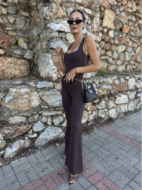 Kombinezon z dekoltem karo na ramiączkach GREGOR czekoladowy 171