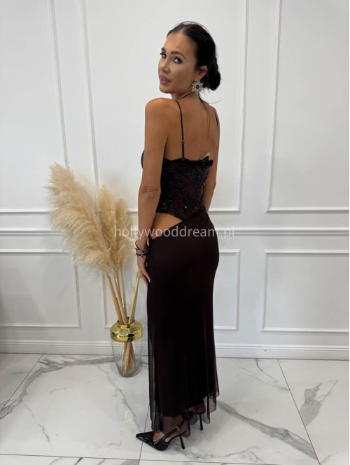 Czekoladowa sukienka midi z cekinową górą i siateczkowym dołem na ramiączkach VERA 19 Czekoladowa sukienka midi z cekinową górą i siateczkowym dołem na ramiączkach VERA 19 - photo #5