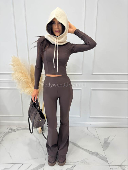Brązowy komplet prążkowany bluzka krótka+ legginsy dzwony BASIC 173 Brązowy komplet prążkowany bluzka krótka+ legginsy dzwony BASIC 173 - photo #9