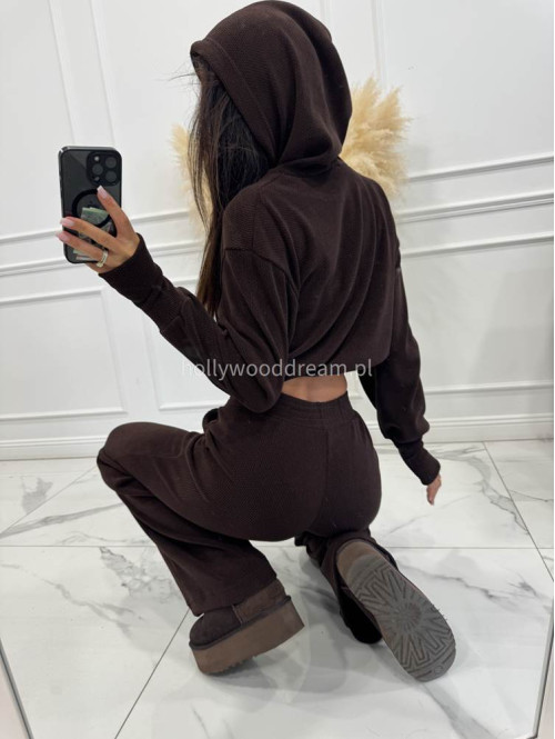 Czekoladowy komplet bluza z kapturem+ spodnie szerokie o strukturze wafelkowej HOPE 121 - photo #28