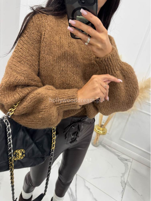 Karmelowy sweter oversize KSAWERY 06 Karmelowy sweter oversize KSAWERY 06 - photo #5