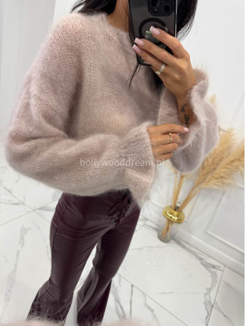 Beżowy sweter moherowy z falbaną przy rękawie EMILIA 06 Beżowy sweter moherowy z falbaną przy rękawie EMILIA 06 - photo #3