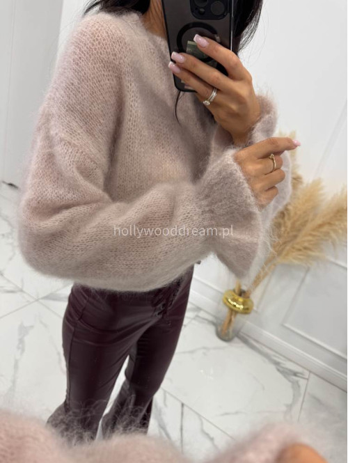 Beżowy sweter moherowy z falbaną przy rękawie EMILIA 06 Beżowy sweter moherowy z falbaną przy rękawie EMILIA 06 - photo #5