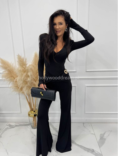 Czarny kombinezon z broszką, dekoltem V i pasem na brzuchu NIKO 173 - photo #12