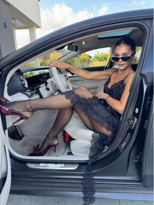 Czarna sukienka midi asymetryczna z koronką MONIA 17 Czarna sukienka midi asymetryczna z koronką MONIA 17 - photo #21