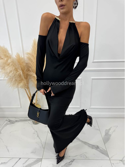 Czarna sukienka maxi na długi rękaw z lejącym dekoltem i złotą ozdobą na szyi GLAM 94 - photo #5