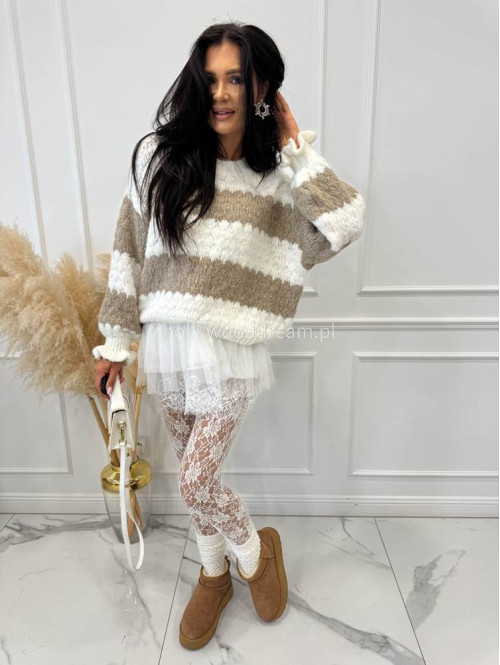 Biała halka z wiskozą wykończona tiulem i koronką HIARA 94 - photo #12