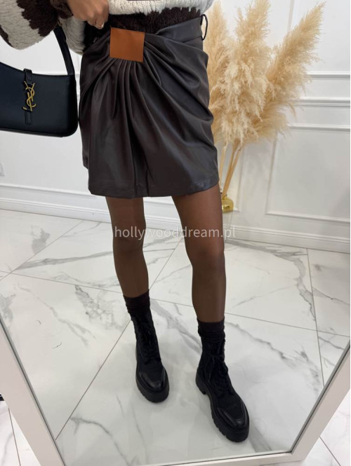 Czekoladowa spódnica mini z ekoskóry z marszczeniem ZABIA 94 - photo #25