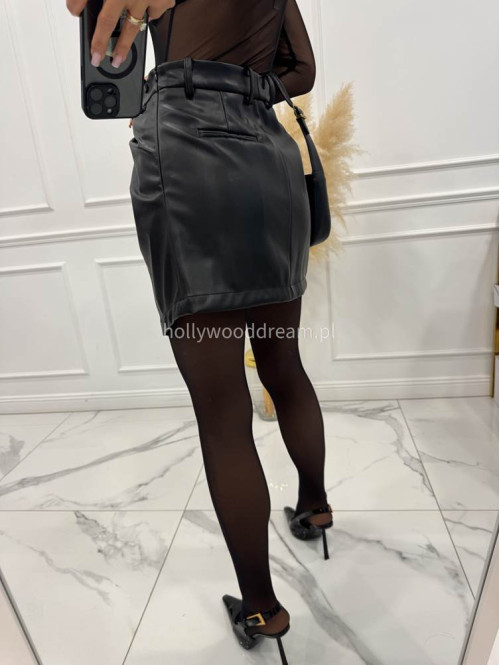 Czarna spódnica mini z ekoskóry z marszczeniem ZABIA 94 - photo #15