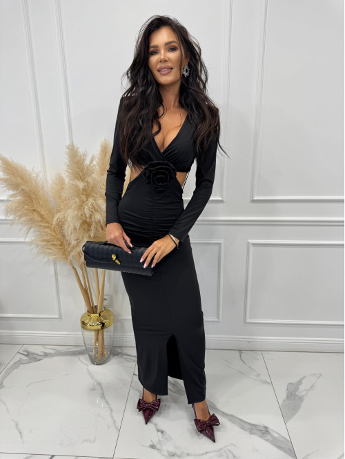 Czarna sukienka maxi z wycięciami w talii i różą Marbi26