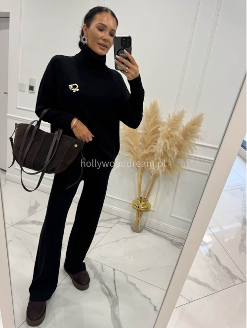 Czarny komplet sweterkowy golf z broszką +spodnie Ida 02 - photo #2