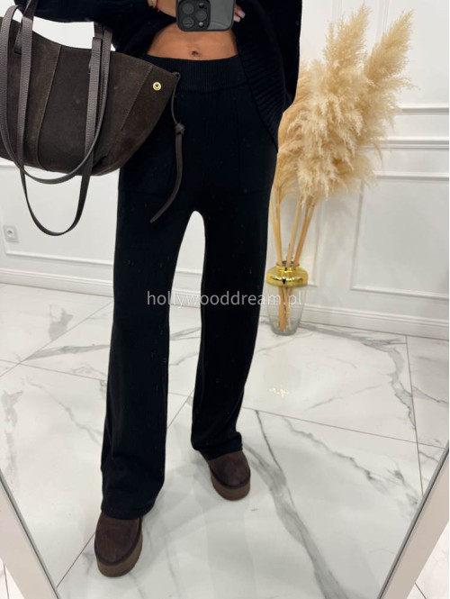 Czarny komplet sweterkowy golf z broszką +spodnie Ida 02 - photo #6