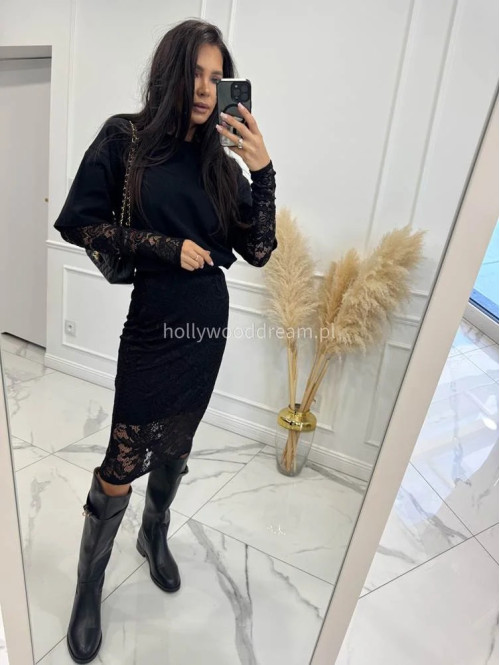 Czarny t-shirt z koronkowymi rękawami Buena 44 - photo #0