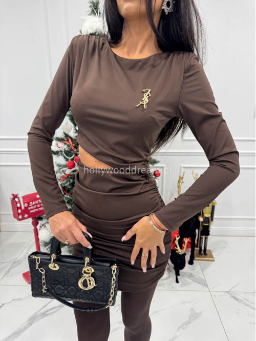 Czekoladowa sukienka mini drapowana z wycięciem Candi 26 - photo #11