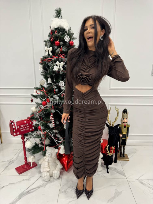 Brązowa sukienka maxi drapowana z różą Inez 26 - photo #3