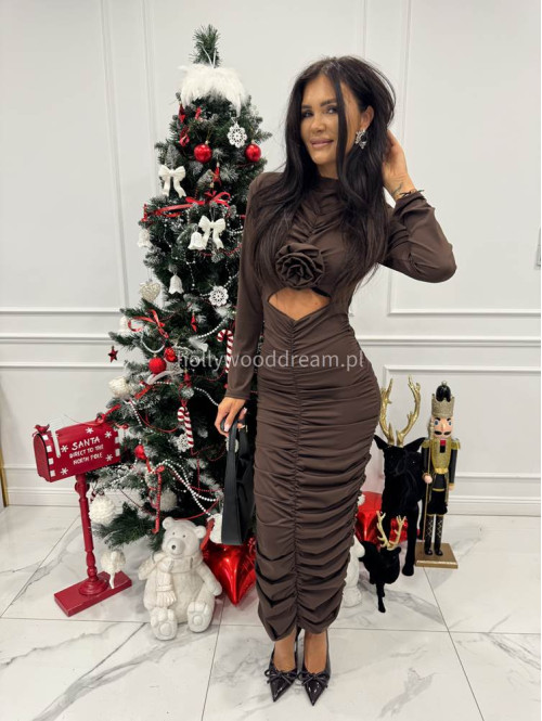 Brązowa sukienka maxi drapowana z różą Inez 26 - photo #4