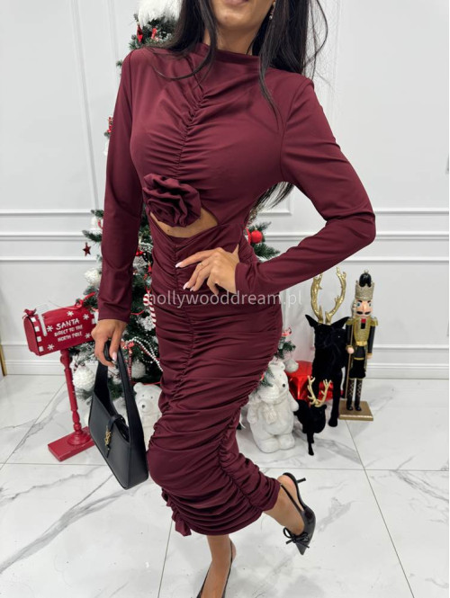 Bordowa  sukienka maxi drapowana z różą Inez 26 - photo #8