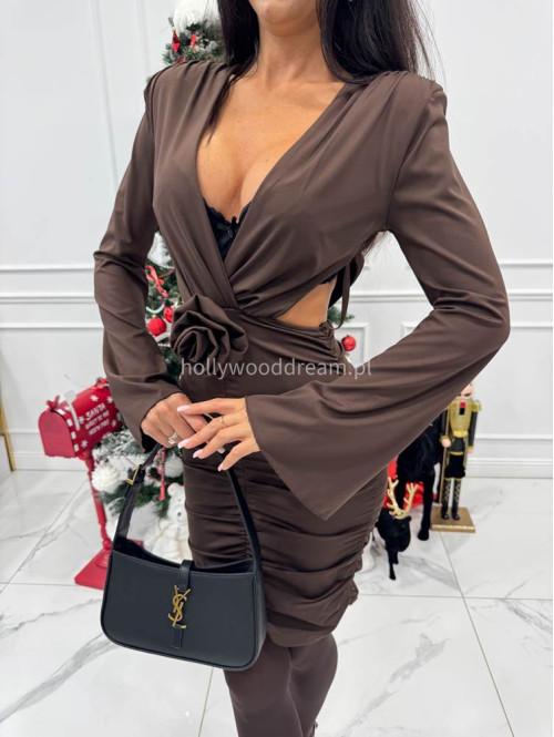 Brązowa sukienka mini z różą, marszczeniami i szerokimi rękawami LINDA 26 - photo #11