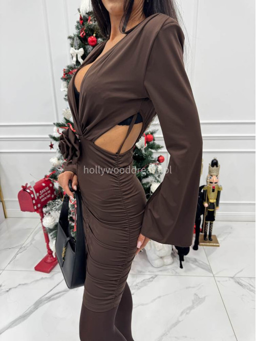 Brązowa sukienka mini z różą, marszczeniami i szerokimi rękawami LINDA 26 - photo #13