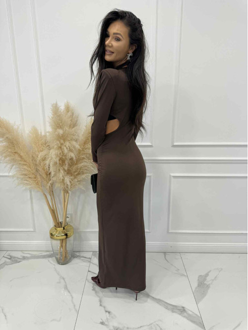 Czekoladowa sukienka maxi z wycięciami w talii i różą Marbi 26 - photo #4