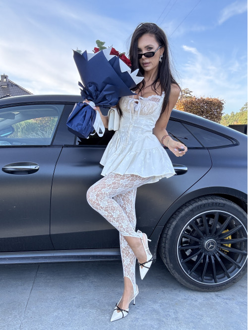 Sukienko-kombinezon z guzikami i falbaną kremowy PRINCESS - photo #57