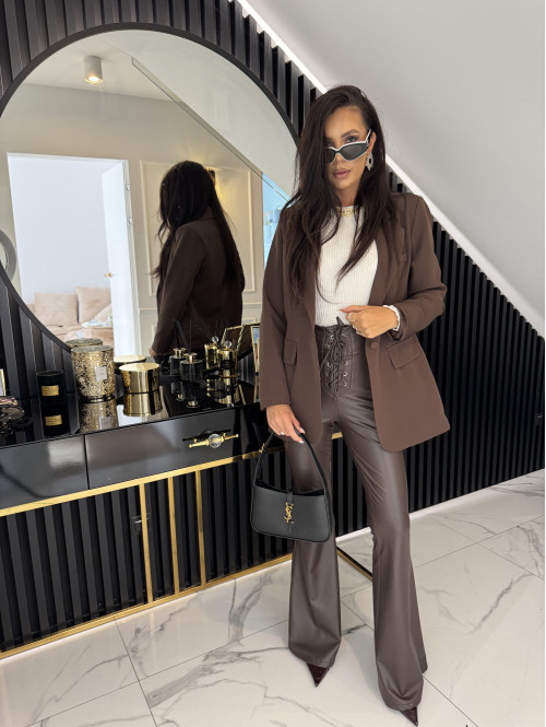 Brązowe spodnie dzwony z eko skóry z wiązaniem zapinane na zamek IGOR 173 - photo #31