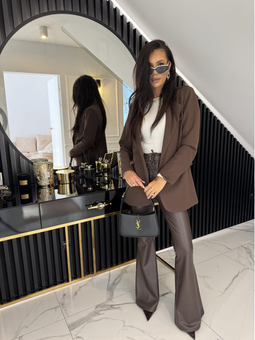 Brązowe spodnie dzwony z eko skóry z wiązaniem zapinane na zamek IGOR 173 - photo #32