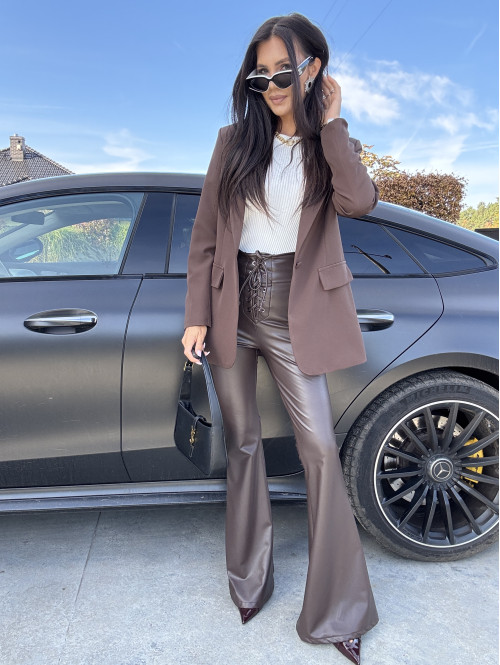 Brązowe spodnie dzwony z eko skóry z wiązaniem zapinane na zamek IGOR 173 - photo #34