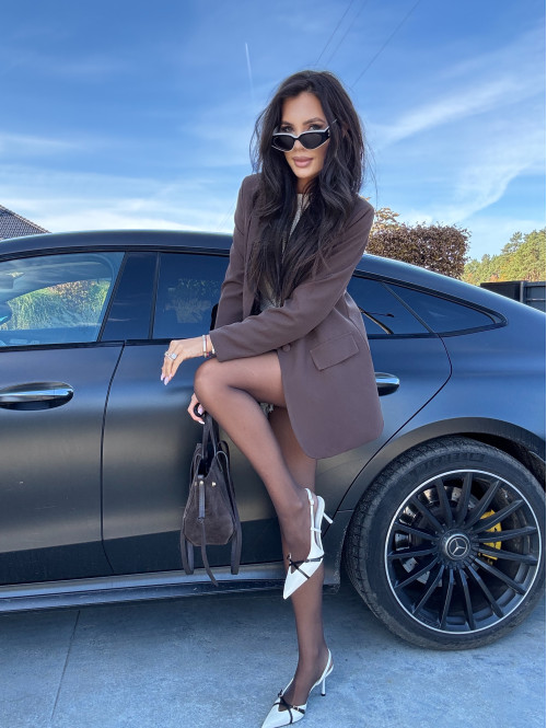 Czekoladowa marynarka zapinana na jeden guzik KORNELIA 19