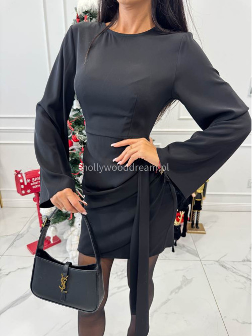 Czarna sukienka mini z wycięciem w talii i szarfą NOIR 196 - photo #2