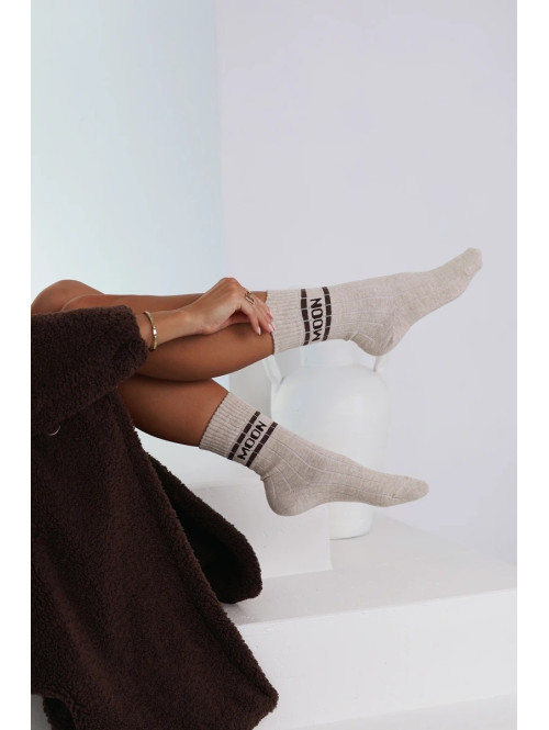 Beżowe Skarpety damskie z wełną Mon 150