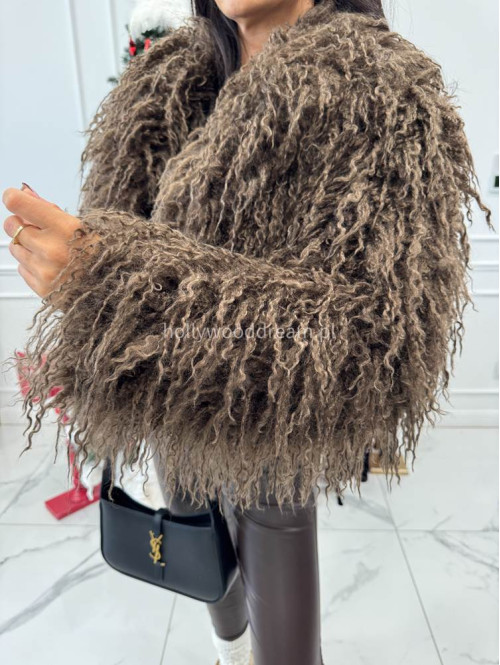 Czekoladowe futerko eko lama karbowane Nela 69 - photo #1