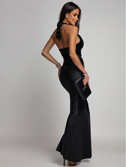 Czarna sukienka z drapowaniem, wycięciami i biżuteryjnym zdobieniem Betty 26 - photo #11