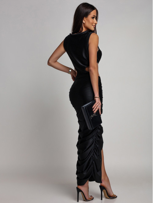 Czarna sukienka z drapowaniem, wycięciami i biżuteryjnym zdobieniem Betty 26 - photo #15