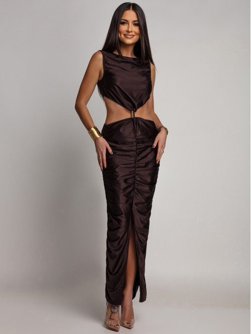 Czekoladowa sukienka z drapowaniem, wycięciami i biżuteryjnym zdobieniem Betty 26 - photo #14