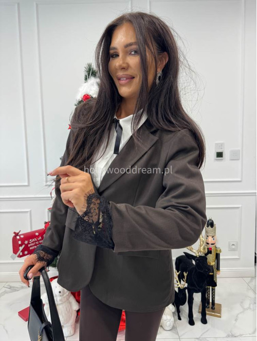 Brązowa marynarka wykończona koronką na rękawie Martines 17 - photo #8