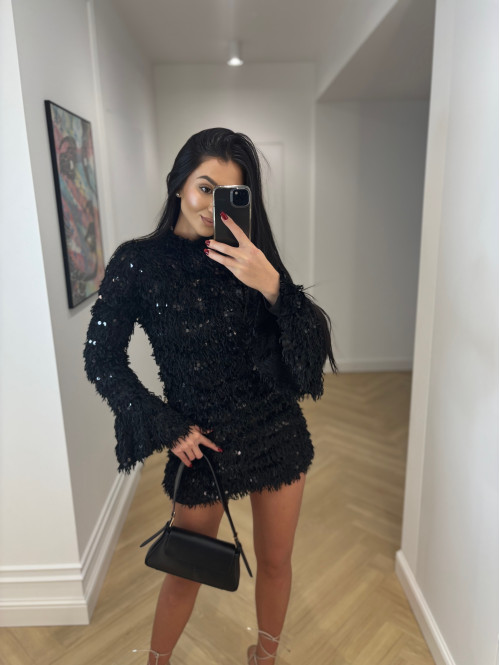 Czarna sukienka mini z piórami, cekinami i rozszerzonymi rękawami DIVA 09 - photo #12